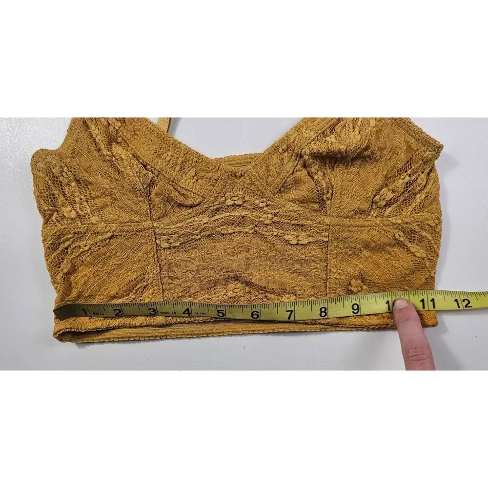 Free people sz XS gold stretch bralette flirty layering tank EUC lace sexy